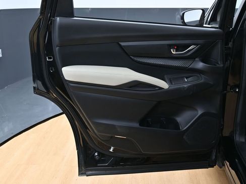 Used 2025 Subaru Ascent Premium image 42