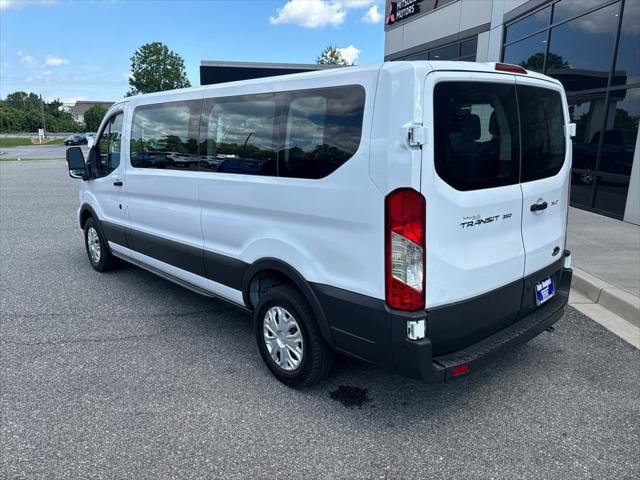 Used 2023 Ford Transit 350 XLT RWD image 6