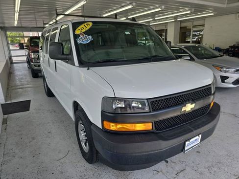 Used 2018 Chevrolet Express 2500 LS w/ Driver Convenience Package RWD image 10