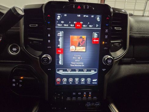 Used 2019 RAM 2500 Laramie AWD/4WD image 57