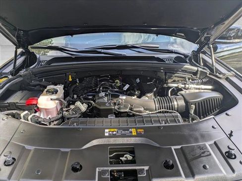 Used 2023 Jeep Grand Cherokee L Limited w/ Luxury Tech Group II image 24