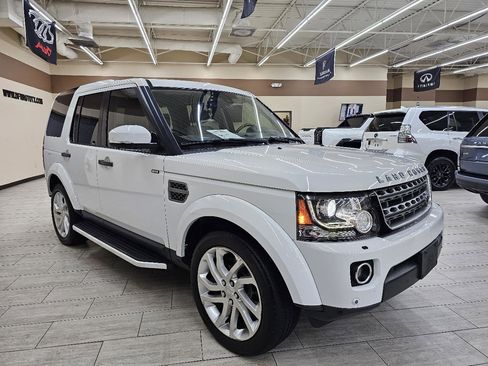 Used 2016 Land Rover LR4 HSE image 5
