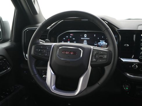 Used 2026 GMC Sierra 1500 SLT w/ SLT Premium Plus Package AWD/4WD image 17