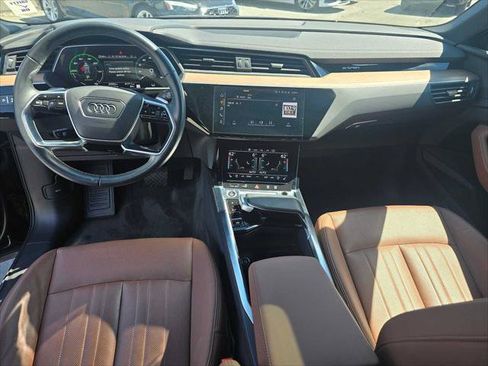 Used 2024 Audi Q8 e-tron Premium Plus AWD/4WD image 21