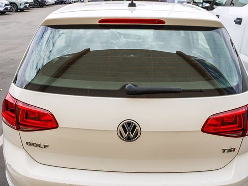 Used 2017 Volkswagen Golf Wolfsburg Edition FWD image 8