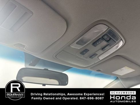Used 2016 Kia Sedona LX w/ LX Convenience Package FWD image 10