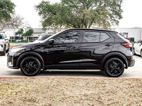 Used 2025 Nissan Kicks Play S image 8