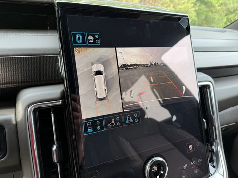 New 2026 GMC Yukon XL Elevation w/ LPO, Illumination Package image 32