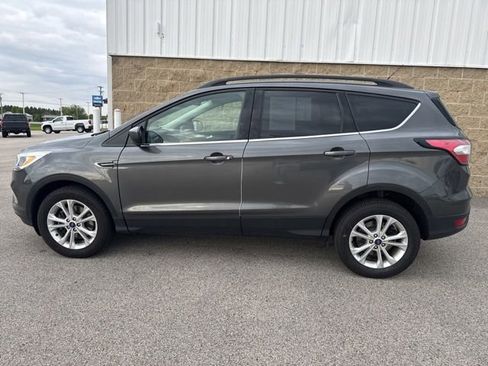 Used 2018 Ford Escape SE AWD/4WD image 8