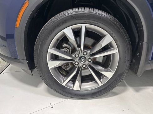 Used 2023 INFINITI QX60 Luxe image 12