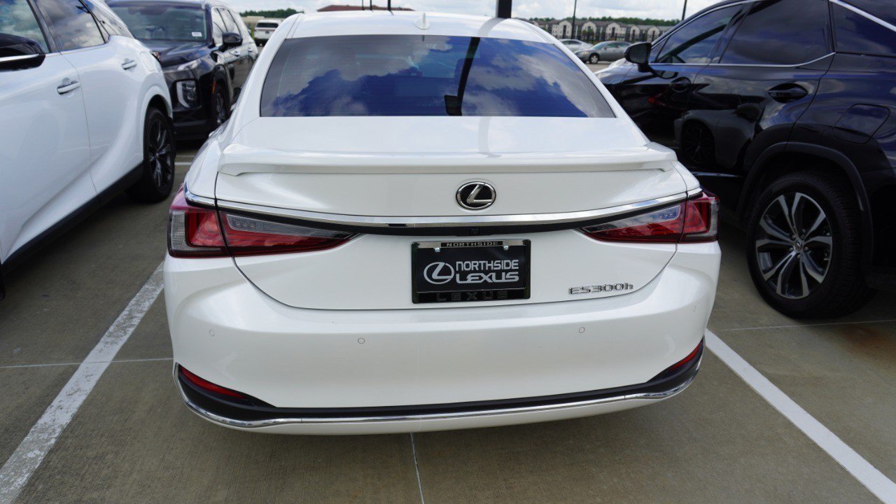 Certified 2025 Lexus ES 300h w/ Premium Package FWD image 7
