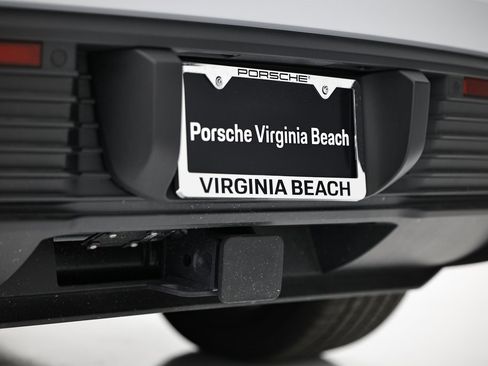 New 2025 Porsche Macan Electric image 14