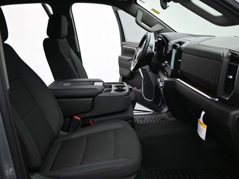 Used 2026 GMC Sierra 1500 SLE w/ Preferred Package image 24