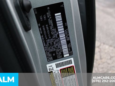 Used 2021 Toyota Sienna Limited FWD image 40