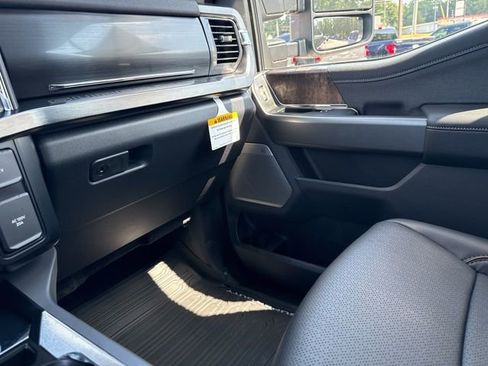 New 2025 Ford F350 Lariat w/ Lariat Ultimate Package AWD/4WD image 35