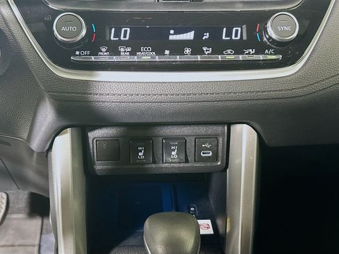 Used 2023 Toyota Corolla Cross AWD Hybrid w/ Convenience Package image 23