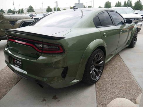 Used 2022 Dodge Charger SRT Hellcat w/ SRT Black Package image 21
