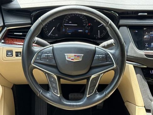 Used 2019 Cadillac XT5 Luxury FWD image 14