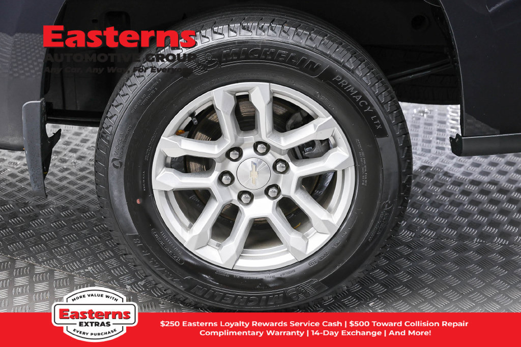 Used 2023 Chevrolet Silverado 1500 LT AWD/4WD image 9