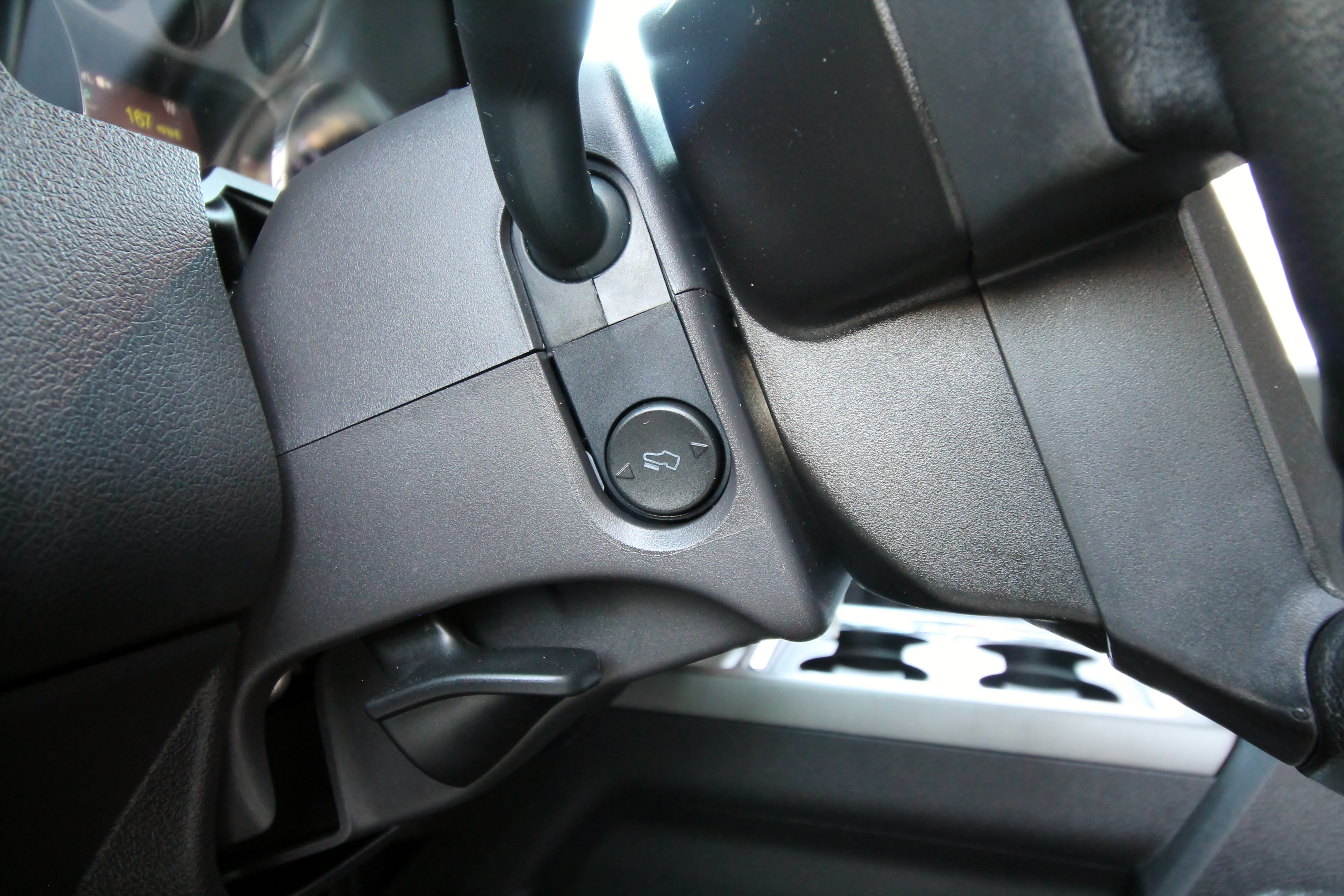 Used 2012 Ford F250 Lariat w/ Chrome Pkg AWD/4WD image 26