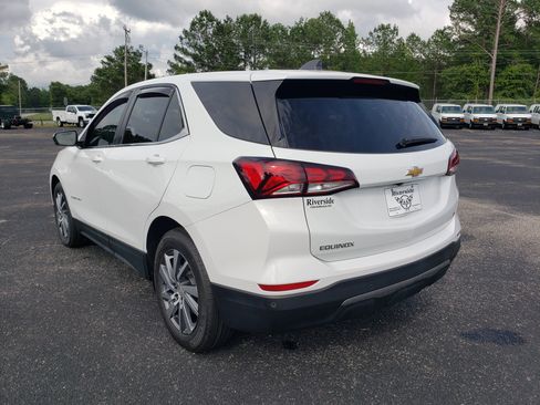 Used 2022 Chevrolet Equinox LT FWD image 4