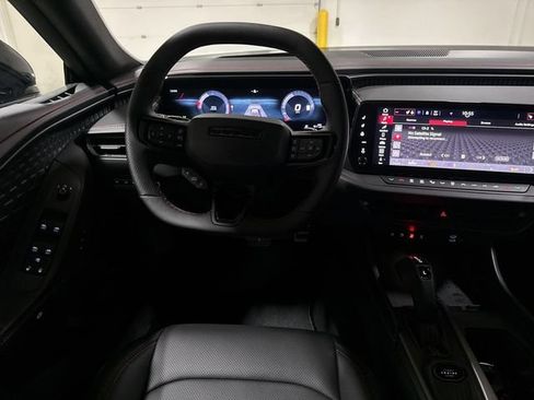 New 2026 Dodge Charger R/T AWD/4WD image 11