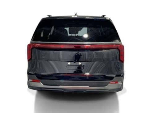 New 2026 Kia Carnival SX w/ SX Dark Edition Package FWD image 6