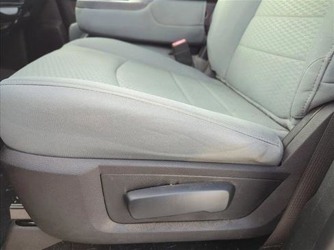 Used 2019 RAM 1500 Express w/ Express Value Package image 10