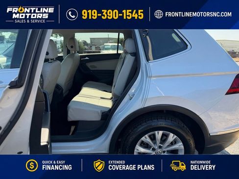 Used 2018 Volkswagen Tiguan SE FWD image 17