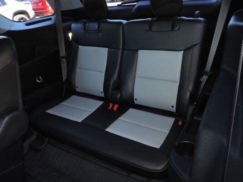 Used 2023 Ford Explorer XLT w/ Equipment Group 202A image 20