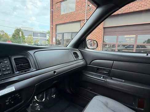 Used 2010 Ford Crown Victoria Police Interceptor RWD image 35
