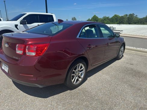 Used 2015 Chevrolet Malibu LT w/ Power Convenience Package FWD image 3