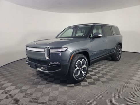 Used 2024 Rivian R1S Adventure AWD/4WD image 1