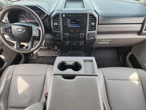 Used 2017 Ford F350 XL image 18