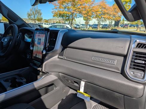 New 2026 RAM 1500 Big Horn AWD/4WD image 29