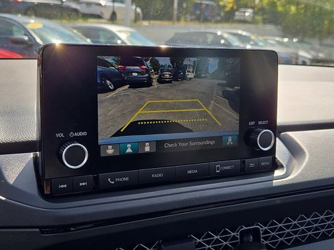 Certified 2025 Honda Accord SE image 18