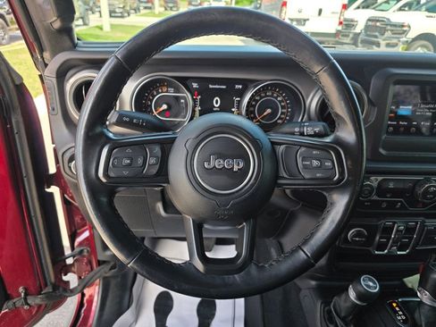 Certified 2021 Jeep Gladiator Sport image 25