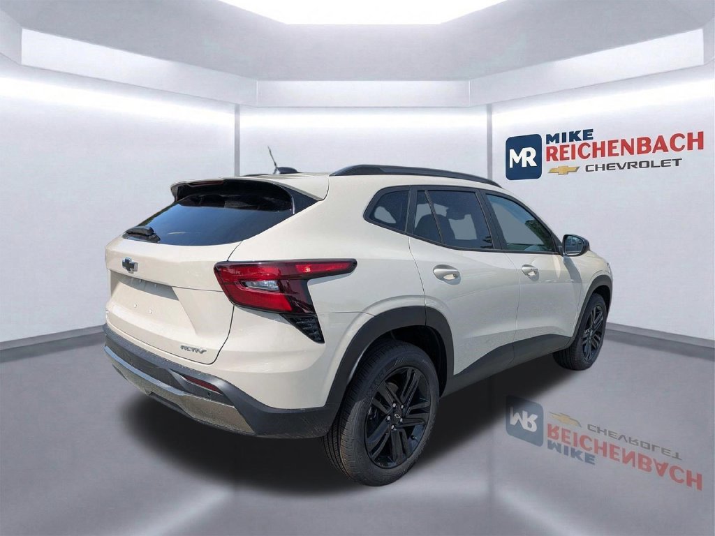 New 2026 Chevrolet Trax ACTIV w/ Driver Confidence Package FWD image 7