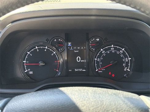 Used 2022 Toyota 4Runner SR5 image 12