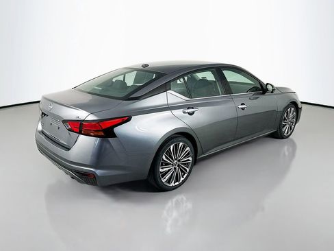 Used 2023 Nissan Altima 2.5 SL FWD image 7