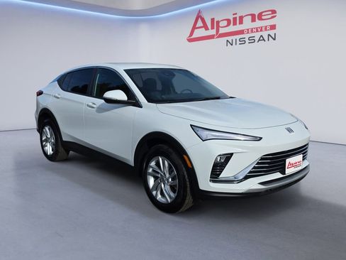 Used 2024 Buick Envista Preferred w/ Advanced Safety Package image 7