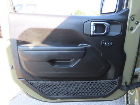 Used 2026 Jeep Wrangler Unlimited Sport AWD/4WD image 18