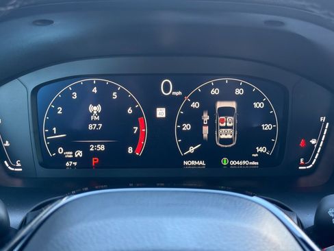 Used 2025 Acura ADX AWD image 34