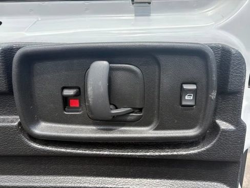 Used 2025 GMC Savana 2500 w/ Driver Convenience Package RWD image 6
