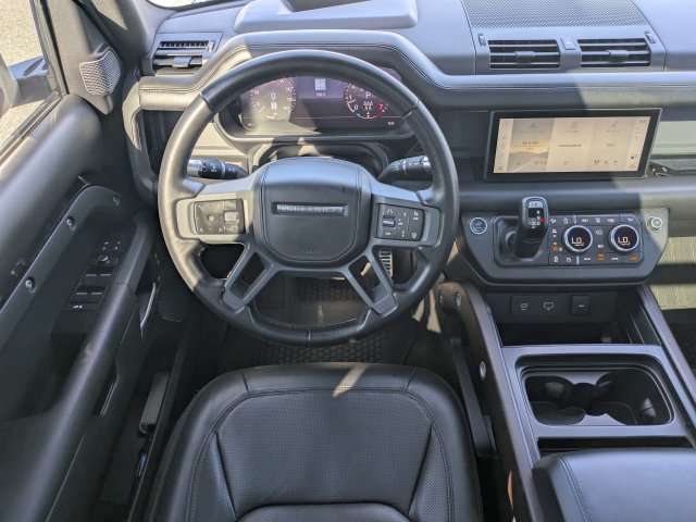 Used 2020 Land Rover Defender 110 X AWD/4WD image 16