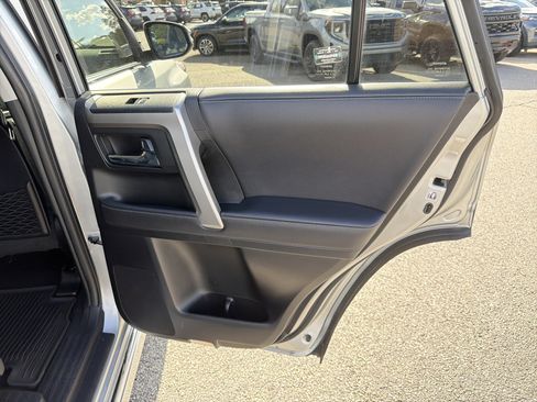 Certified 2022 Toyota 4Runner Limited image 31