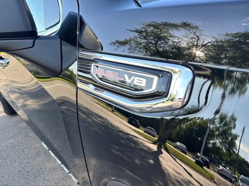 Used 2023 GMC Sierra 1500 SLT w/ SLT Premium Package AWD/4WD image 62