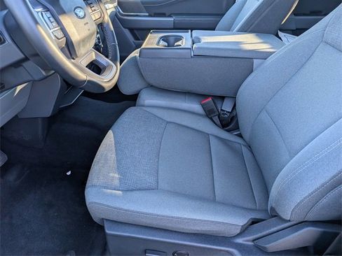 Used 2024 Ford F150 XLT image 14