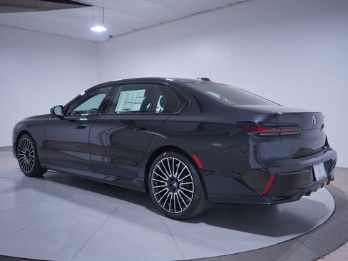New 2026 BMW 740i w/ Premium Package image 3