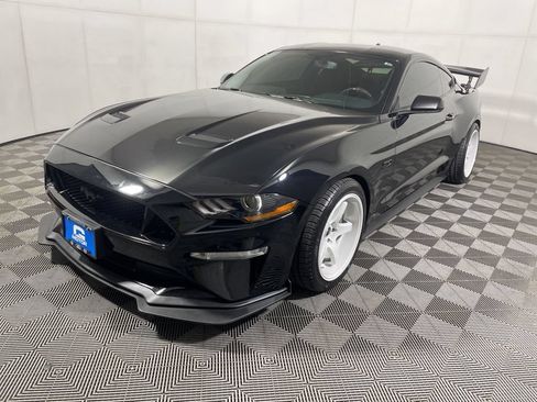 Used 2020 Ford Mustang GT w/ Equipment Group 301A RWD image 4